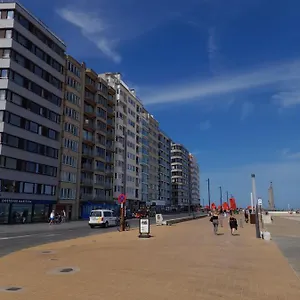 Met Prachtig Zeezicht , Ostende Belgien